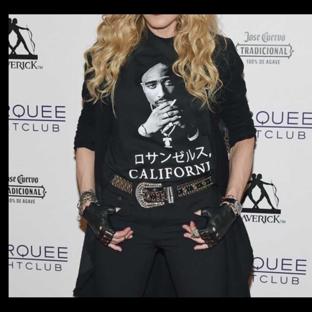 Christine Alexander Gold Fan Belt
